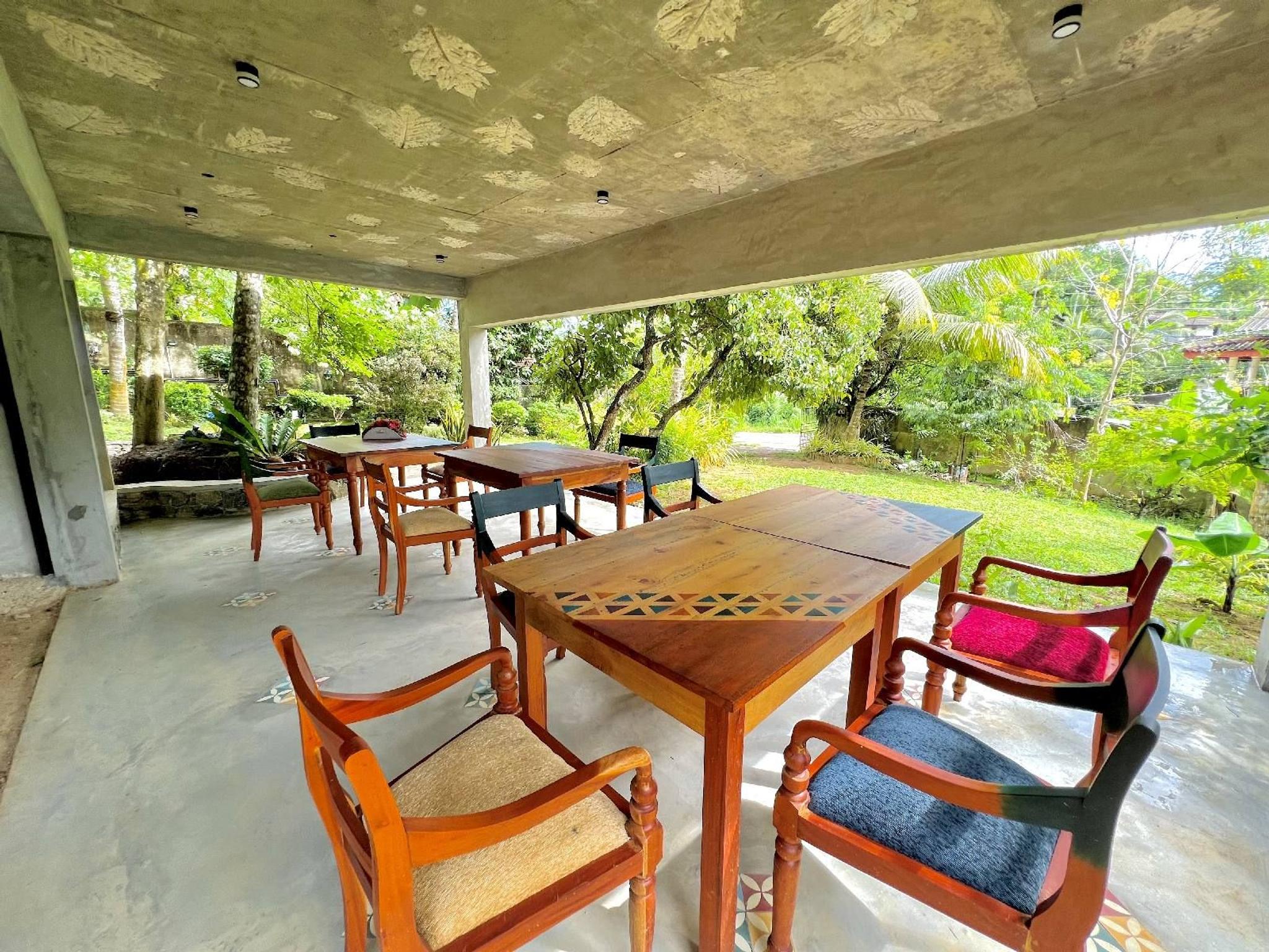Dining Image